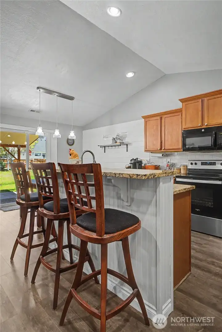 Raised Breakfast Bar