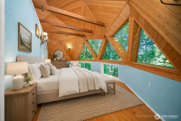 Primary bedroom retreat. It feels like you are in a treehouse with views of the sound. Primary bedroom retreat. It feels like you are in a treehouse with views of the sound.