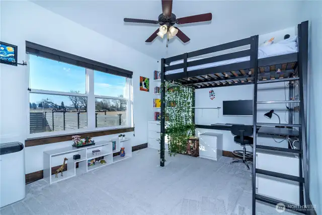 Bedroom facing west for those jaw dropping sunsets.