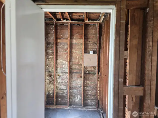Walk-in closet