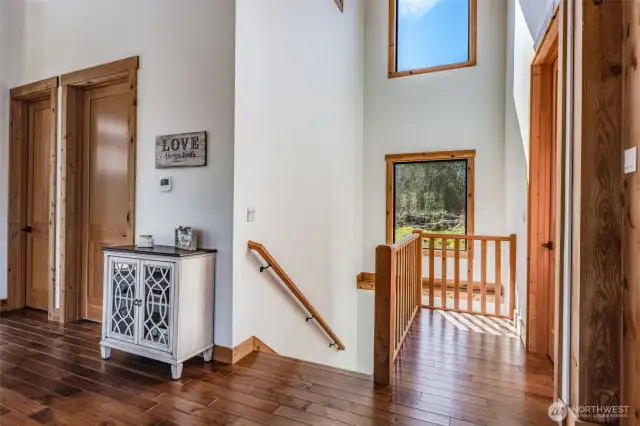 Let's go to the large family room and 2 bedrooms. MIL potential!