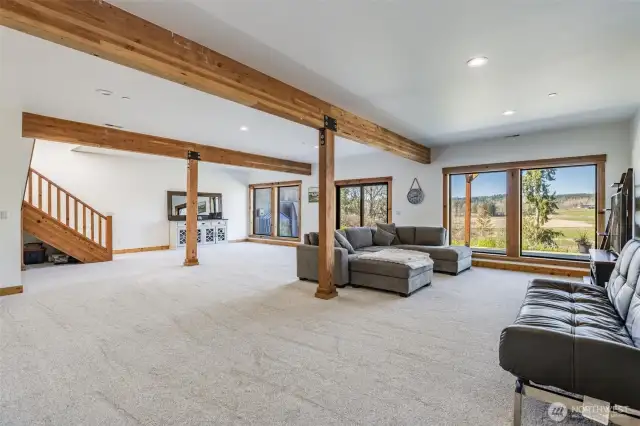 So much space, you could have many uses including indoor golf anyone?