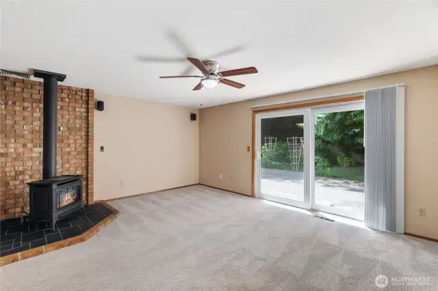 Large slider to the rear yard and patio-steps away for your summer BBQ's