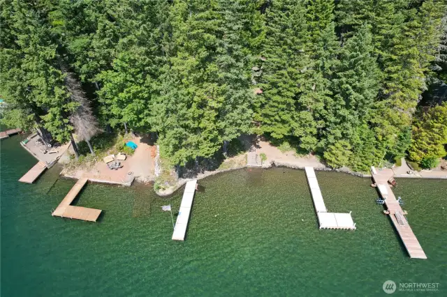 Stunning double lot at Lake Cushman in Mt. Rose Division!