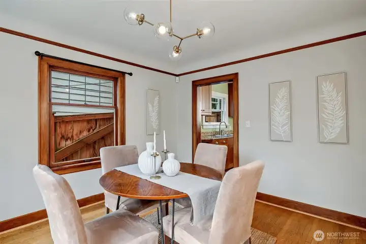 Dining room has plenty of space for entertaining