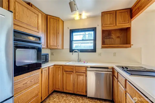 Spacious Kitchen