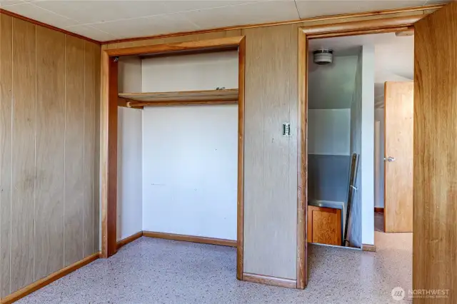 Upstairs Bedroom 4