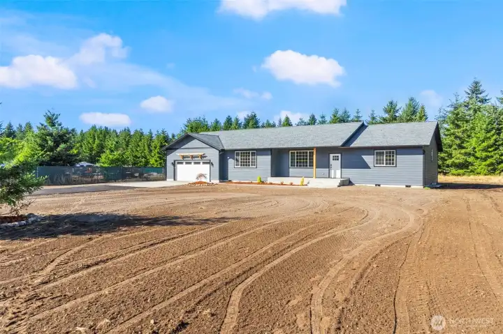 Large front yard, Lawn being installed soon!