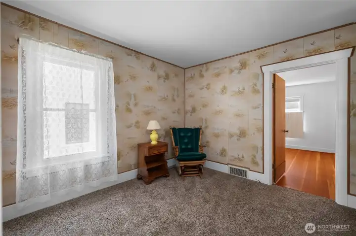 Office space or ? off of primary bedroom. What will you use it for?