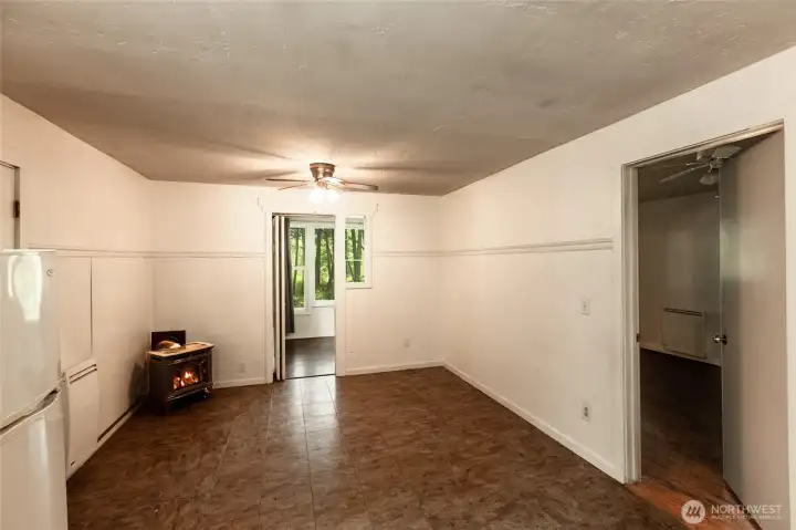 Guest house with propane stove and side den