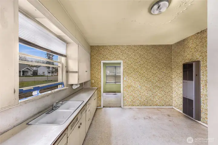 Small house - Kitchen