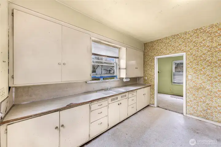 Small house - Kitchen