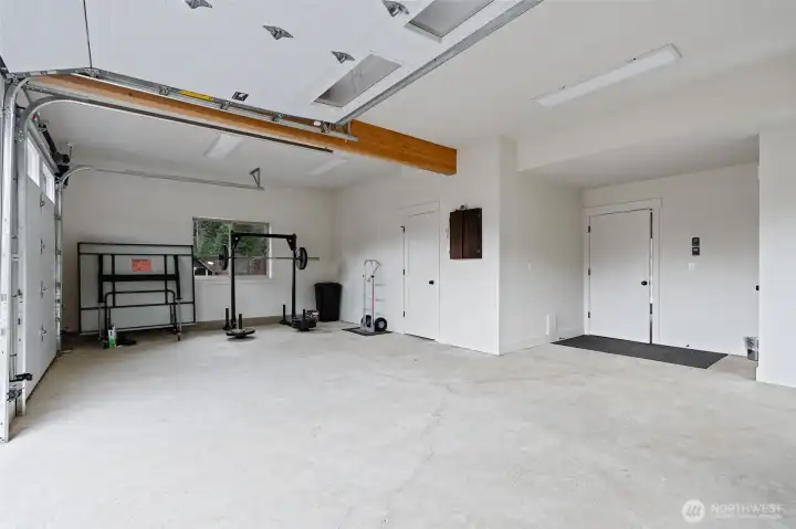 Attached 2 car garage