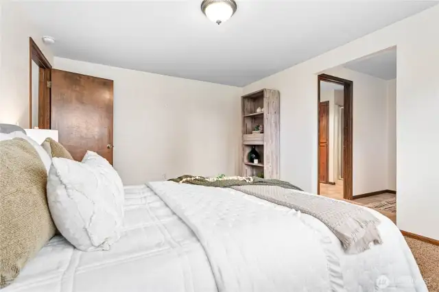 Ensuite has separate Shower/commode room