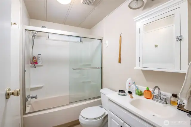 Main bathroom