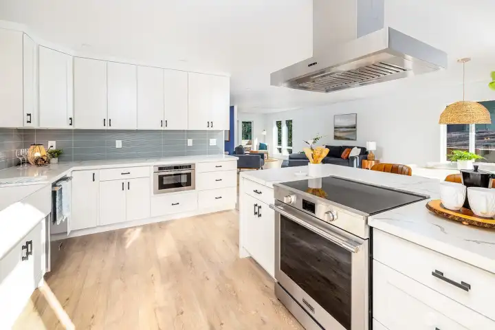 Enjoy your open kitchen with all energy efficient appliances included. Ample room for storage and counter space for easy holiday prepping and entertaining!