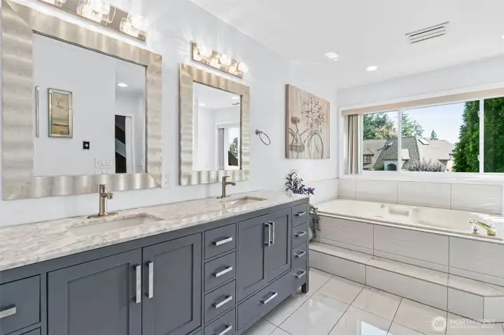 5 piece Primary Bath