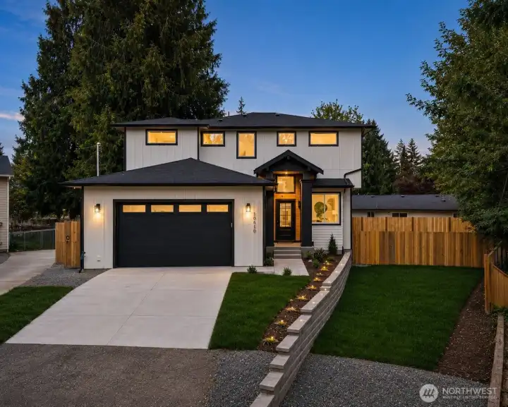 Welcome to this brand new custom build in Pasedona!