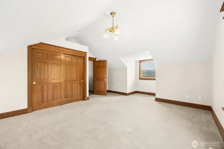 Upstairs bedroom #3 with Mt. Rainier and valley views.