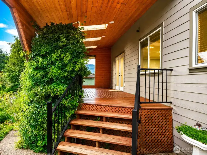 covered deck covered deck