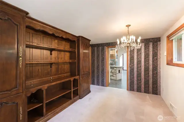 Possible Dining Area off of Living Room