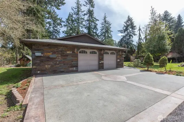 2 Car Garage