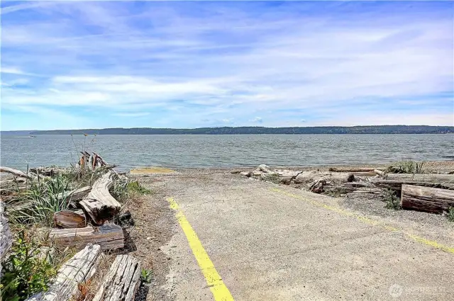 Paved Boat Launch places you in the Middle of Saratoga Pass, Miles from any public launch for the best Crabbing, Fishing, Boating Experience~