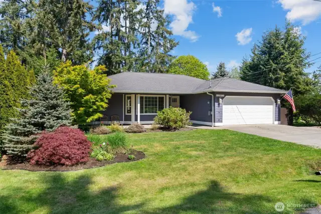 One level home! Beautiful Lot!!