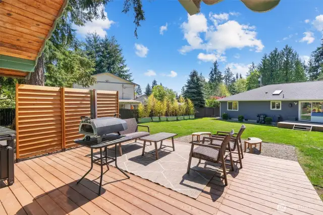 More room on the Studio deck to BBQ and relax!