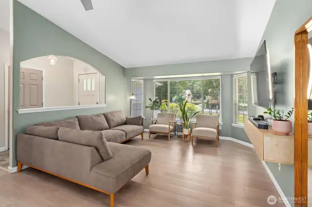 A very spacious and light living room!
