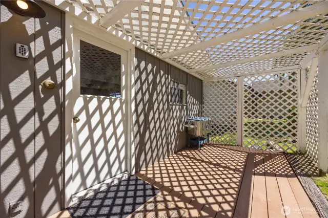 Front Patio with pergola
