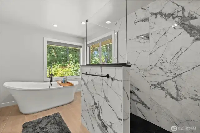 Luxurious Owners Suite Bath