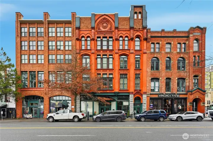 Gorgeous, historic, brick face of the Austin Bell Condominium Building with Airbnb, no rental cap, pet friendly in an outstanding location!