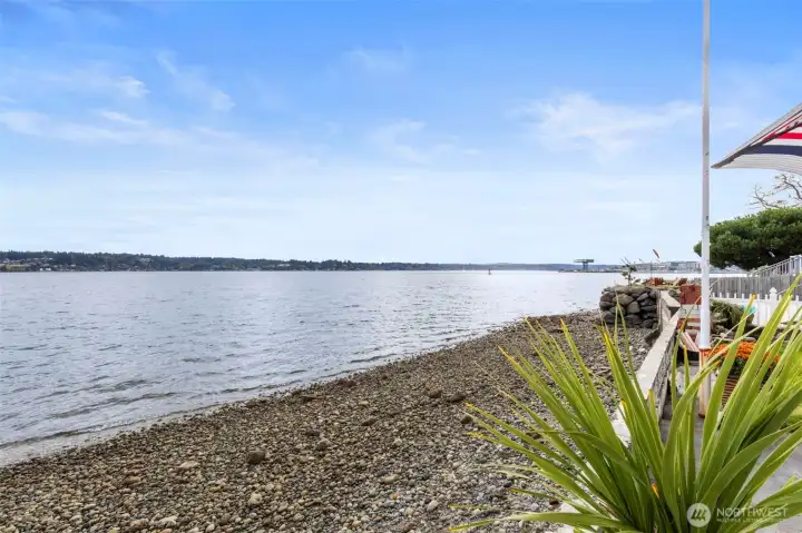 40 feet of waterfront