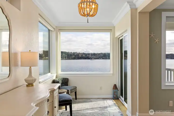 Room off the living room (Great to sit, read a book, coffer/tea and enjoy the view.  Access to the backyard and waterfront