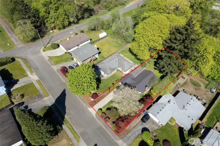 Property backs up to the gully.  Very peaceful.