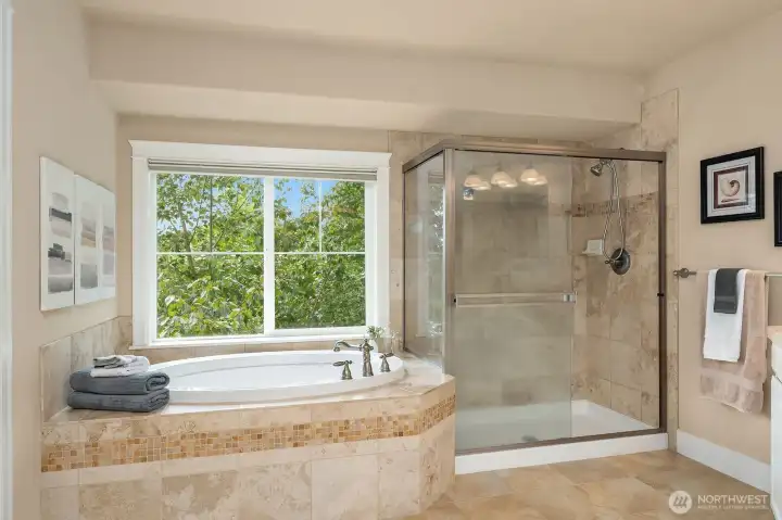 Spa-inspired primary ensuite