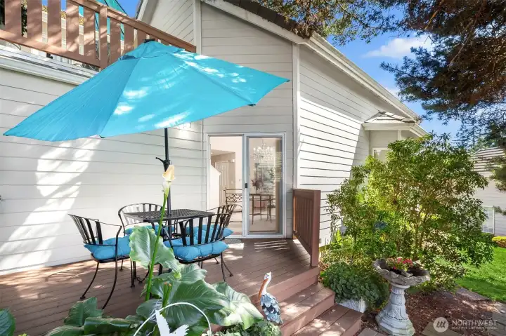 Back deck perfect for entertaining.