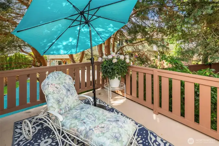 Private balcony off of primary bedroom.