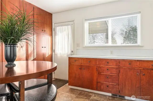 Kitchen/break room