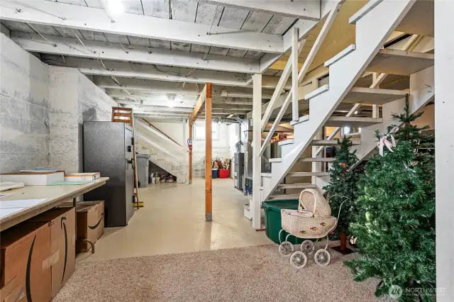 Basement with potential office space or sublet