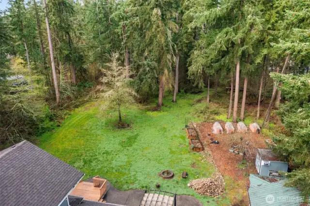 Once you arrive at home you feel like you are deep in the woods. Peaceful sounds of birds. Raised beds for all of your fresh veggies to grow.