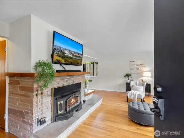 Step inside this charming 2-bedroom retreat and be greeted by an inviting living space bathed in natural light from oversized windows.
