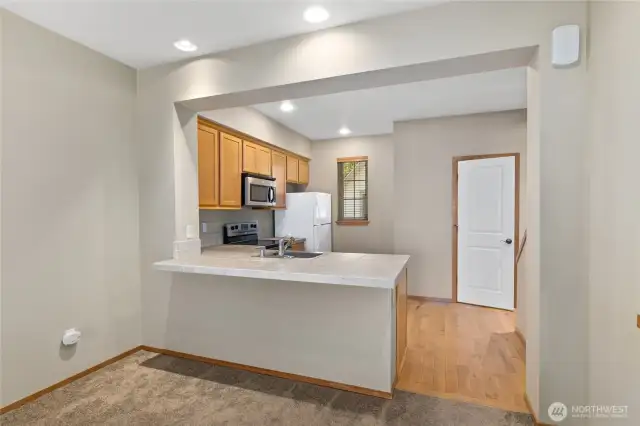 Eating area off the Kitchen.