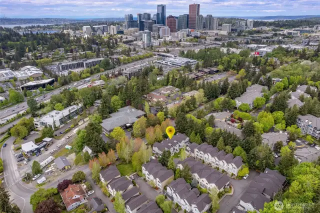 Close to Light Rail and Downtown Bellevue