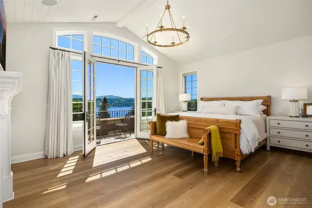 Primary Bedroom w/Vaulted Ceilings