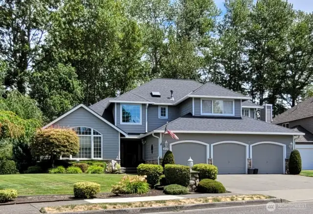 This home has it all! 3 car garage, 4 bedrooms a den or 5th bedrm, Living, Dining, Family rm & a Bonus room!