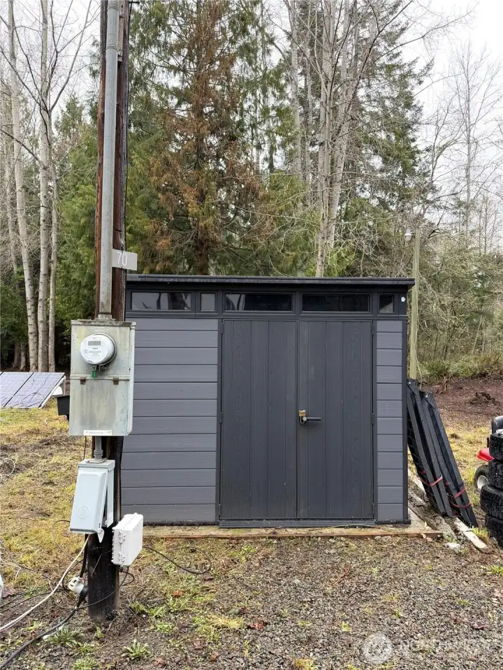 Shed and power on the property