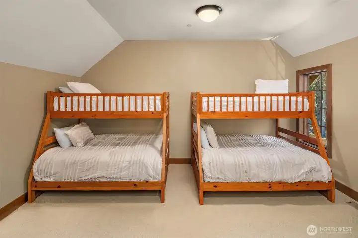 4th Bedroom Upstairs