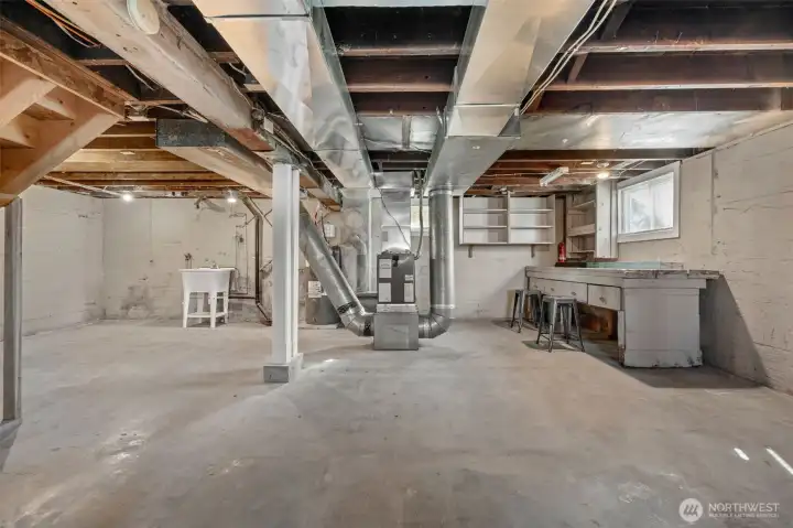 Perfect place for a workshop, 2nd laundry, bedrooms, and bath